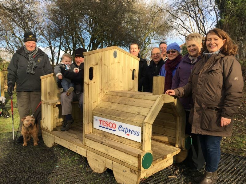 Other image for Supermarket steams in to buy train for park